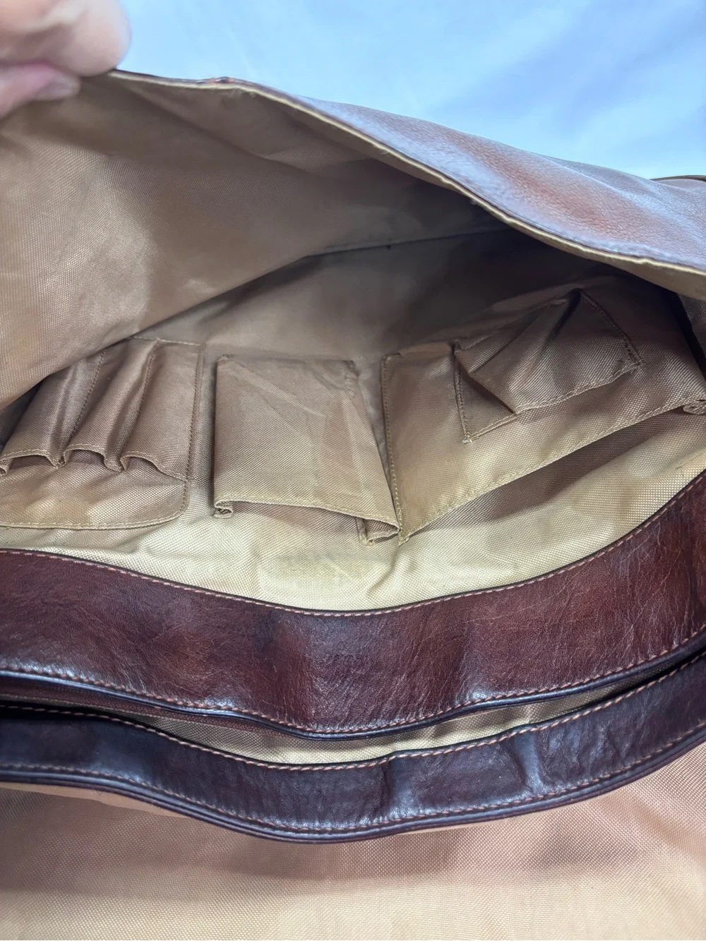 Vintage Y2K Osgoode Marley Full-Grain Leather Messenger Bag